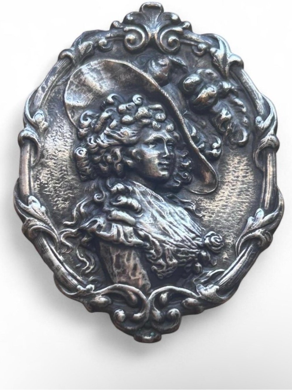 Antique Cameo Pin/Brooch